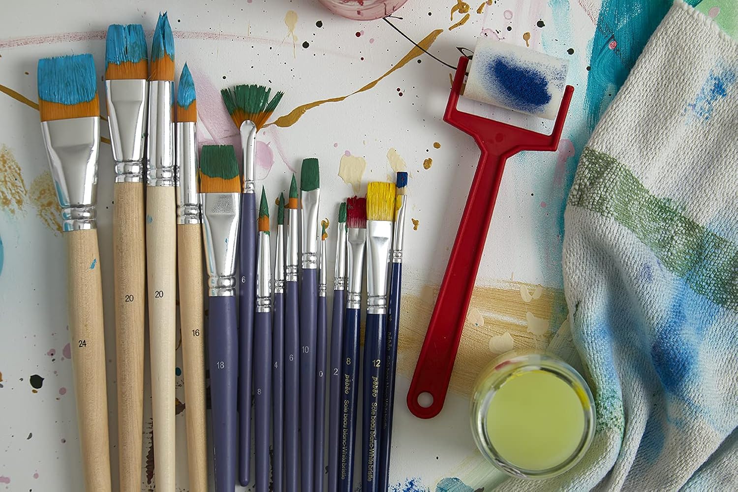 Set de Pinceles 8 Sintético mango corto Planos/Redondos