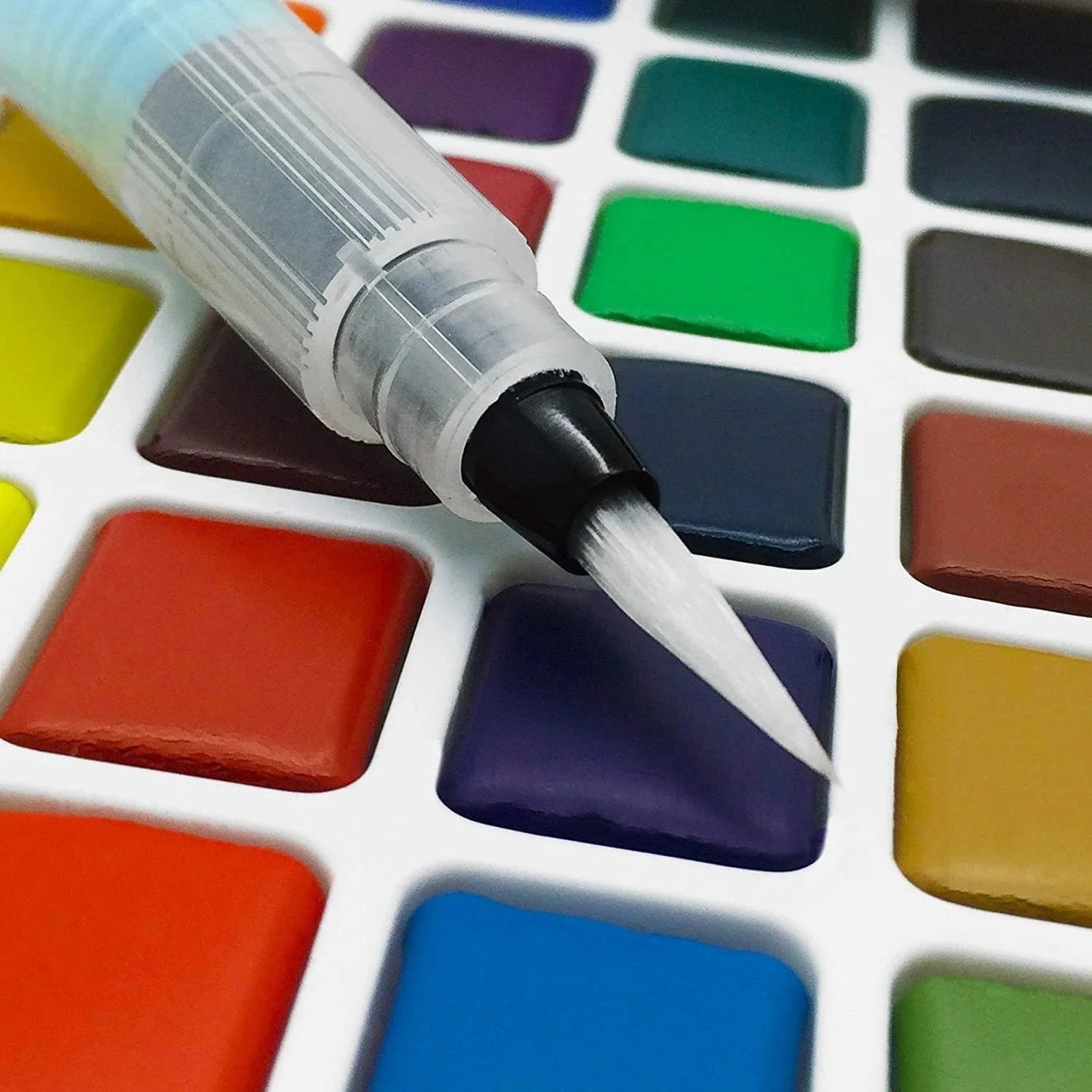 Sakura Koi - Set 24 Acuarela Con Accesorios